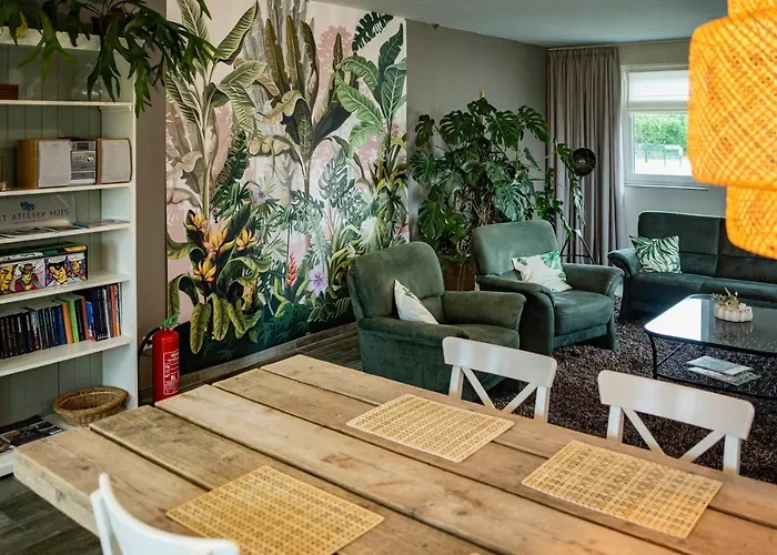 Het Atelier - Geschikt Tot 8 Personen Maasbommel