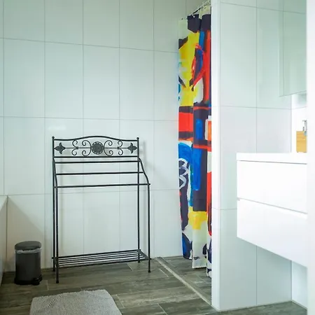 Het Atelier - Geschikt Tot 8 Personen Maasbommel